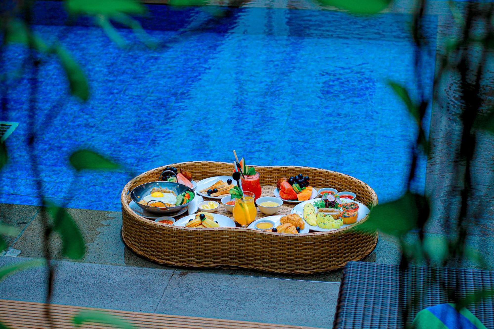 Swiss-Belexpress Kuta Legian Hotel Exterior photo